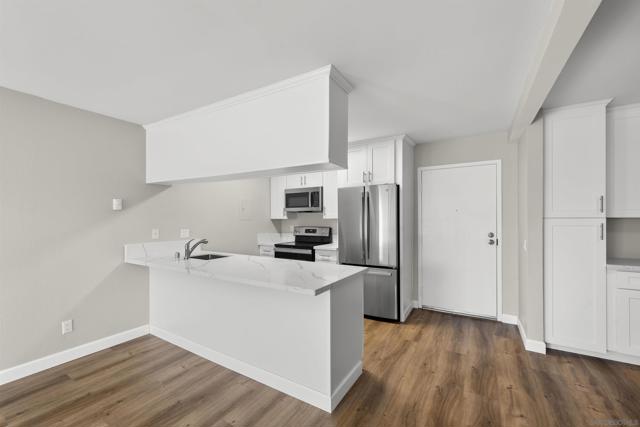 8036 Linda Vista Road, San Diego CA: https://media.crmls.org/mediaz/bba118d2-7450-4a87-bcd9-5e4930f2c525.jpg