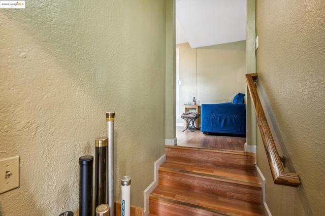 1820 International Blvd, Oakland CA: https://media.crmls.org/mediaz/bba149cb-ee8a-4ddb-a6ba-cc09ad76b1d0.jpg