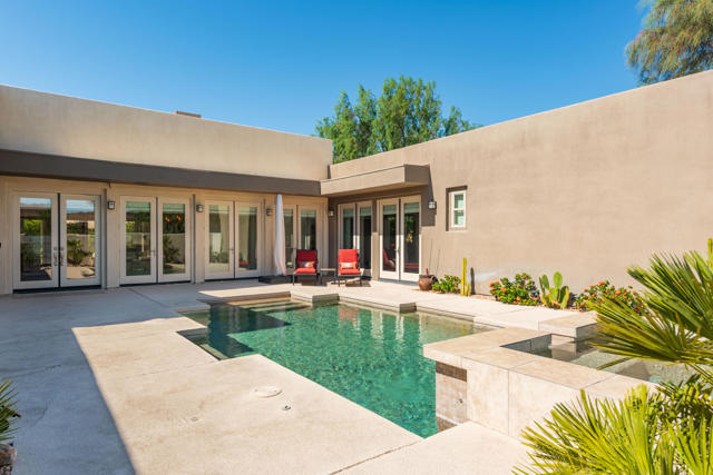 1615 Savvy Court, Palm Springs CA: https://media.crmls.org/mediaz/bba1a569-cab4-4bb4-8068-e7c8bfd7ea0a.jpg