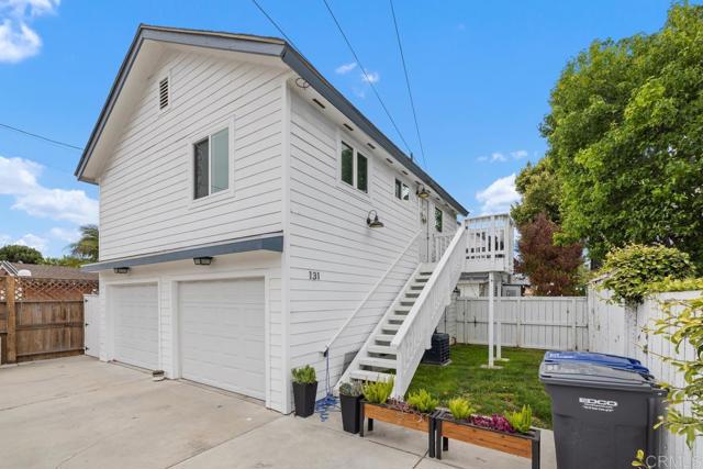 131 H Avenue, Coronado CA: https://media.crmls.org/mediaz/bba25404-c79f-4be8-8fd5-d1a2d33ed3bd.jpg