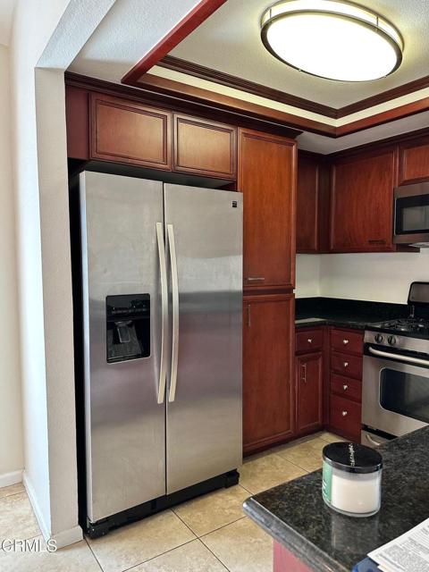 Detail Gallery Image 2 of 27 For 408 N Imperial Ave #E,  Ontario,  CA 91764 - 2 Beds | 1 Baths