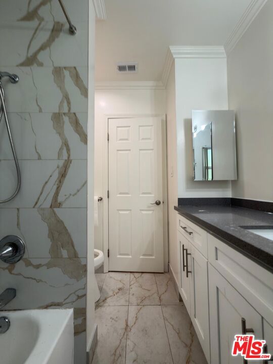415 Fischer Street, Apt. C photo 12