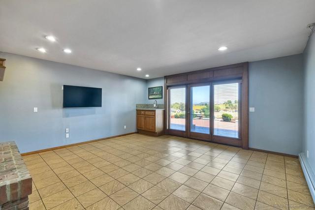2511 Via Rancheros, Fallbrook CA: https://media.crmls.org/mediaz/bba314f8-545c-4a37-a1d8-4a47f798c07a.jpg