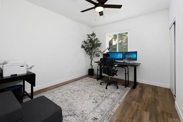 1218 Corte Zafiro, San Marcos CA: https://media.crmls.org/mediaz/bba366e2-9859-4d43-ad6f-647b97ab7ce4.jpg