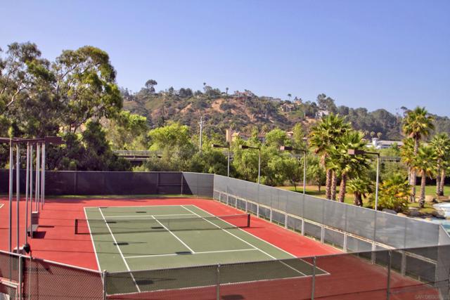 5845 FRIARS RD, San Diego CA: https://media.crmls.org/mediaz/bba3fd37-4f07-487b-bc83-58242dd7a16f.jpg