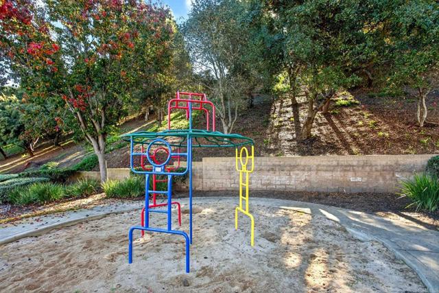 Detail Gallery Image 61 of 62 For 5531 Foxtail Loop, Carlsbad,  CA 92010 - 3 Beds | 2/1 Baths