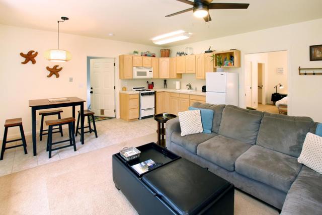 3625 N Main Street, Soquel CA: https://media.crmls.org/mediaz/bba44767-08a2-4397-a0af-e7b3c0610e39.jpg