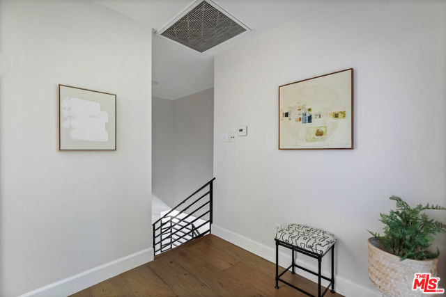 4614 San Andreas Avenue, Los Angeles CA: https://media.crmls.org/mediaz/bba44ddd-f7c7-4756-9001-175d60d7397a.jpg
