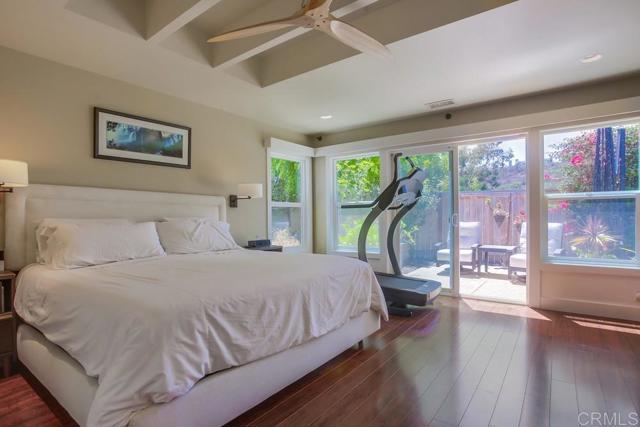 Detail Gallery Image 25 of 55 For 907 Poppy Lane, Carlsbad,  CA 92011 - 4 Beds | 4 Baths