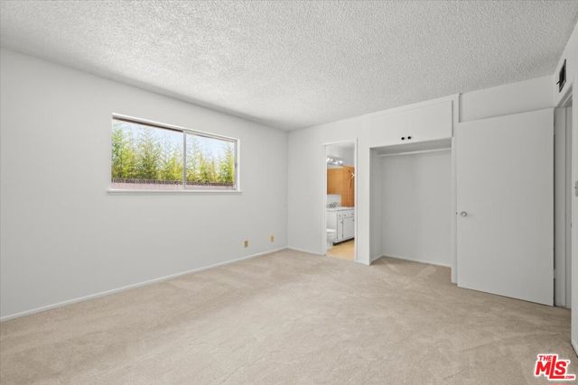 820 N 16th Street, Montebello CA: https://media.crmls.org/mediaz/bba5258b-bb8a-43f9-b741-3050dc4bdfde.jpg
