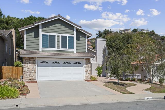 13907 Bruyere Ct, San Diego CA: https://media.crmls.org/mediaz/bba55700-d959-4856-b75e-9603d4754069.jpg