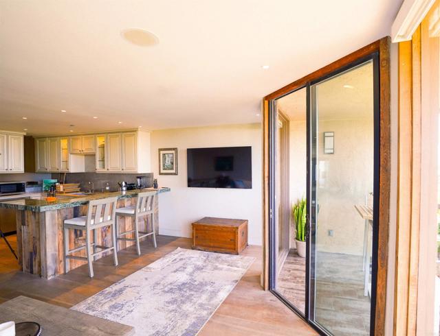 Detail Gallery Image 10 of 33 For 190 Del Mar Shores #71,  Solana Beach,  CA 92075 - 1 Beds | 1 Baths