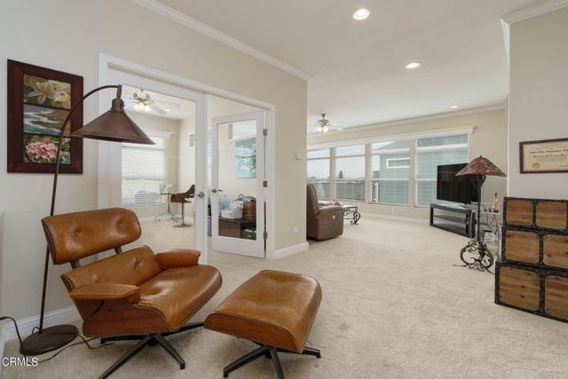 5540 W 5th Street, Oxnard CA: https://media.crmls.org/mediaz/bba6c9da-f848-4c44-a394-5ceb61c73a81.jpg