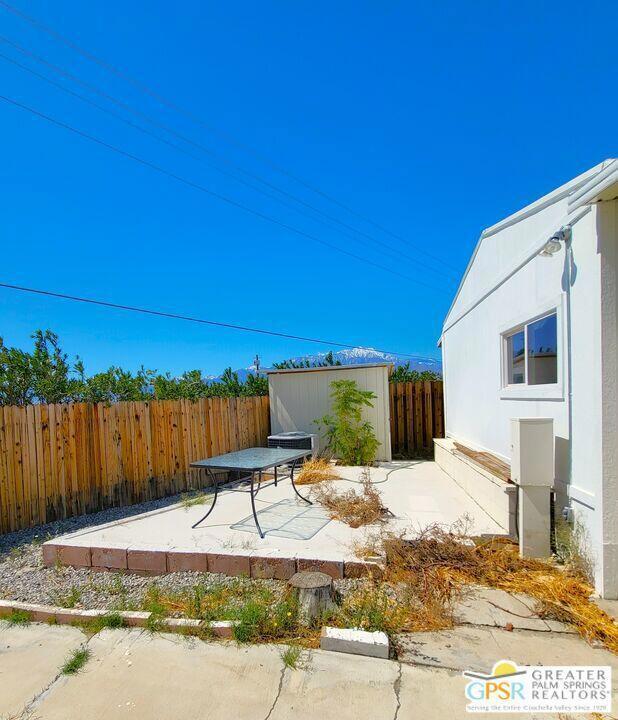 69430 Fairway Road, Desert Hot Springs CA: https://media.crmls.org/mediaz/bba724a2-0d3a-4c1e-b580-198d94033178.jpg