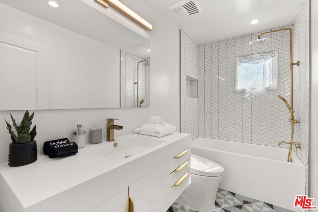 MLS #26861857 image #34
