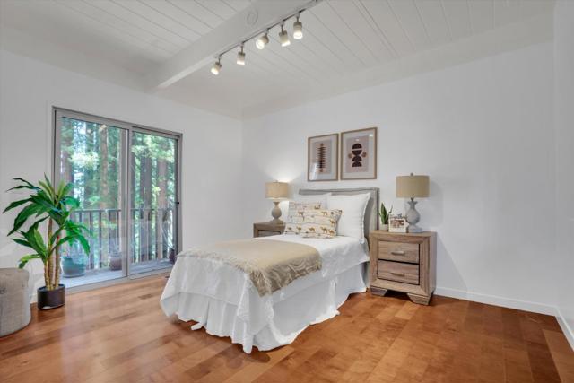 12 Summit Road, Woodside CA: https://media.crmls.org/mediaz/bba7fe80-744f-4d63-8a48-c4cfc46f6fe1.jpg