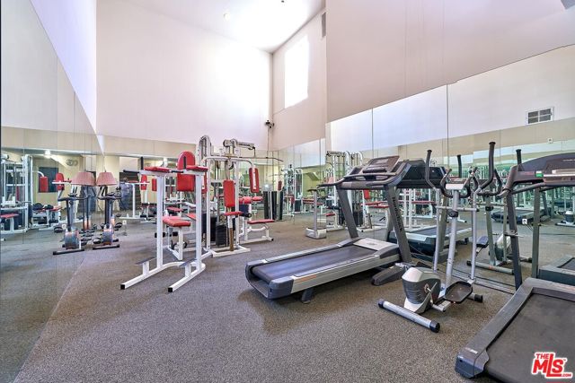 525 S Berendo Street, Los Angeles CA: https://media.crmls.org/mediaz/bba85b87-e895-48fc-b29a-31e3a7a670e5.jpg