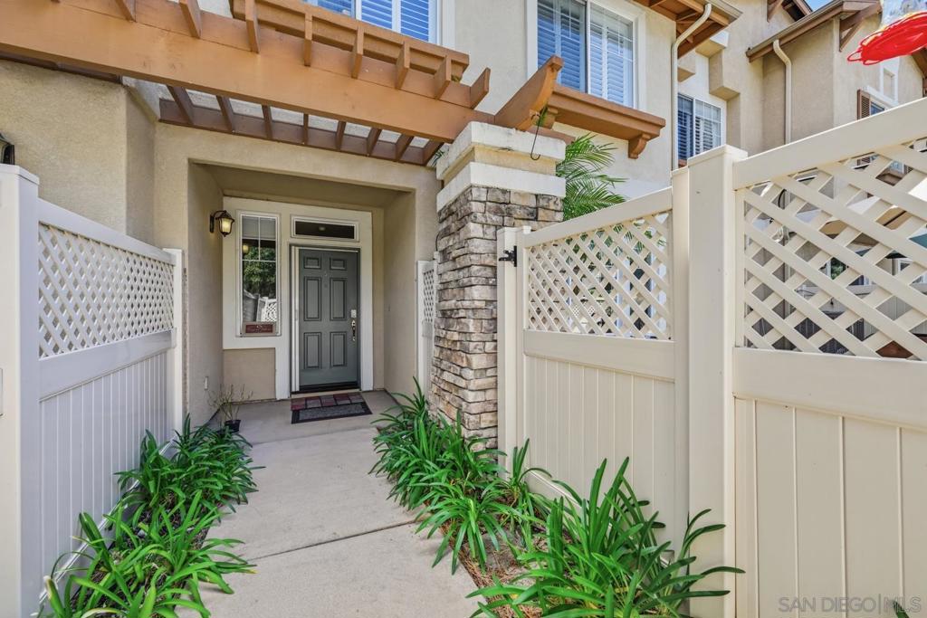 9633 Canyon Ter - photo 3