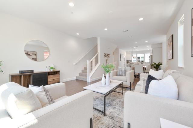 712 Bramble Terrace, Sunnyvale CA: https://media.crmls.org/mediaz/bbaaa138-a721-4155-804e-b5fd69daeebe.jpg