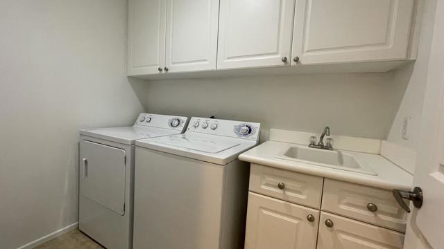 82549 Tivoli Court, Indio CA: https://media.crmls.org/mediaz/bbab84d1-f0b3-4098-921d-7decf93cd437.jpg