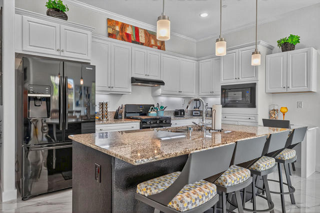39205 Calle Popoca, Indio CA: https://media.crmls.org/mediaz/bbac1dab-a87f-4be4-a270-57296c44ea91.jpg