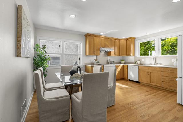 706 S Humboldt Street, San Mateo CA: https://media.crmls.org/mediaz/bbac4b18-e235-48d7-9cce-5a7d8dec77e2.jpg