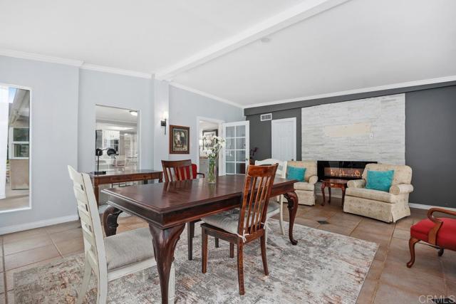 1093 Rancho Santa Fe Rd., Encinitas CA: https://media.crmls.org/mediaz/bbac64d3-f5b6-4624-8660-1f567ff84fc2.jpg
