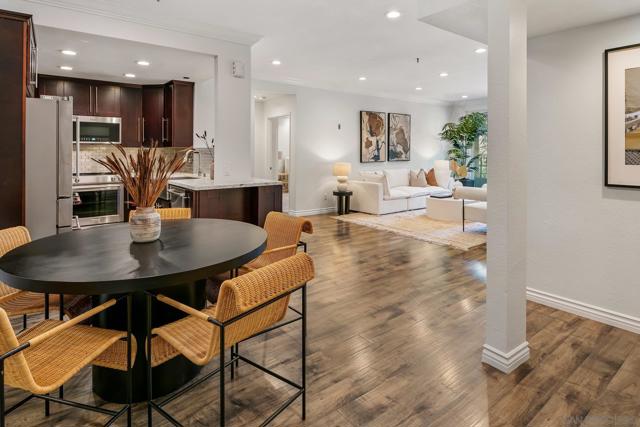 2445 Brant St, San Diego CA: https://media.crmls.org/mediaz/bbacb3a4-2380-4b9b-a12d-be6fddabe25d.jpg