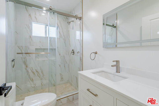 6627 Ranchito Avenue, Valley Glen CA: https://media.crmls.org/mediaz/bbad948b-efbd-4485-b8bb-a9c3b5b67c26.jpg