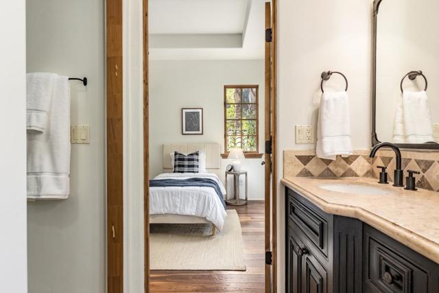 114 Zanzibar Drive, Aptos CA: https://media.crmls.org/mediaz/bbafae31-aa13-49db-9ffa-57ea1d038a4f.jpg