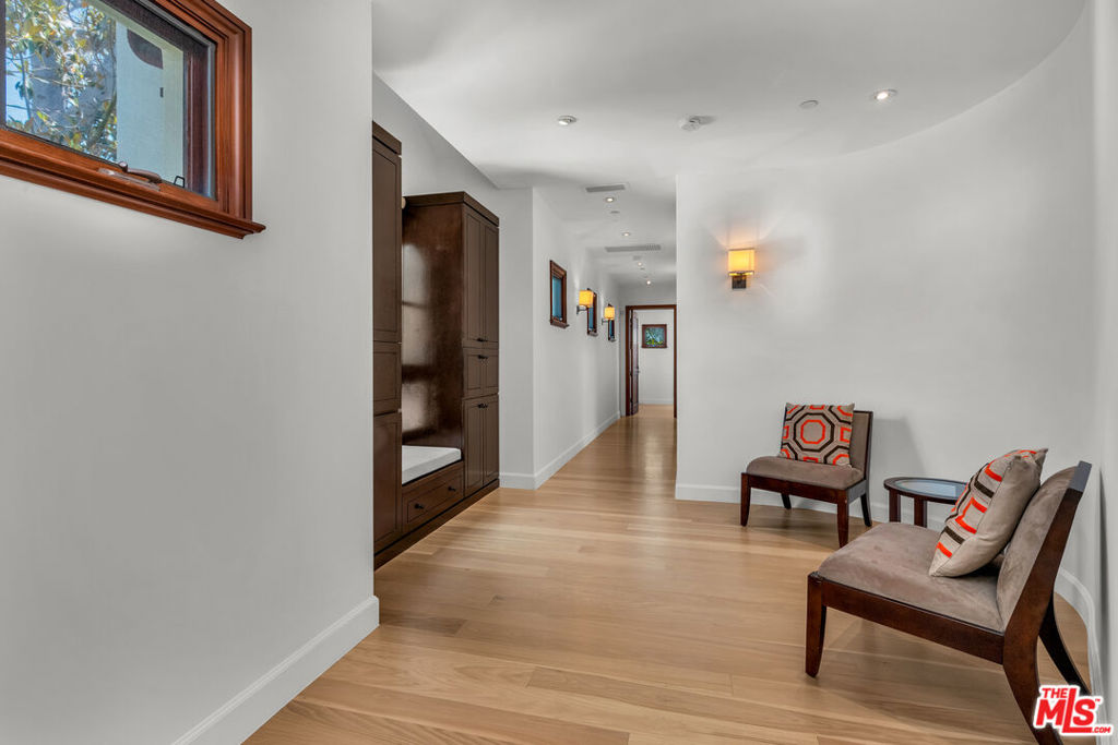 MLS #26858295 image #40