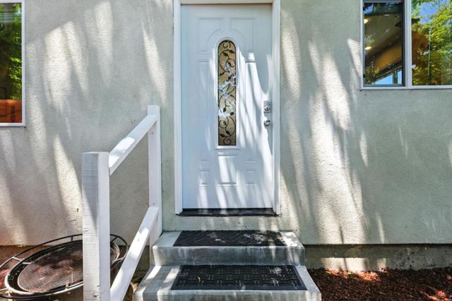 185 N 9th Street, San Jose CA: https://media.crmls.org/mediaz/bbb26c73-b0a7-4df2-847f-0a9d7d50b830.jpg