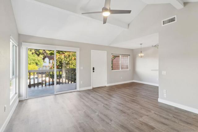 2422 Caminito Ocean Cv, Cardiff by the Sea CA: https://media.crmls.org/mediaz/bbb2b4e2-39f6-4e17-ac27-d85b503e0eb8.jpg