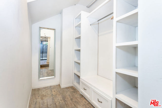110 N Barrington Avenue, Los Angeles CA: https://media.crmls.org/mediaz/bbb31bd4-d27a-4208-b9e8-0b062fc681d7.jpg