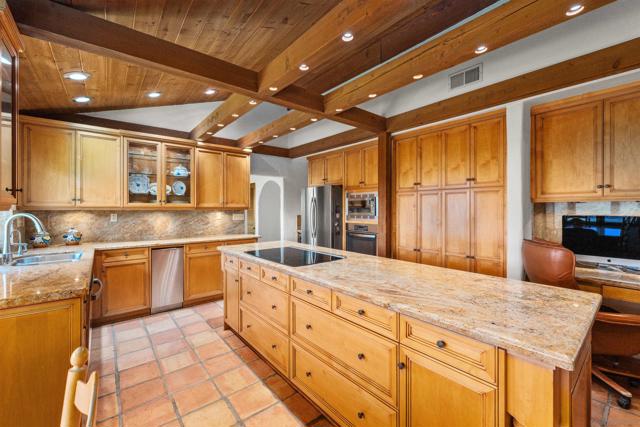 Image 28 of 70 For 17156 Dos Hermanos