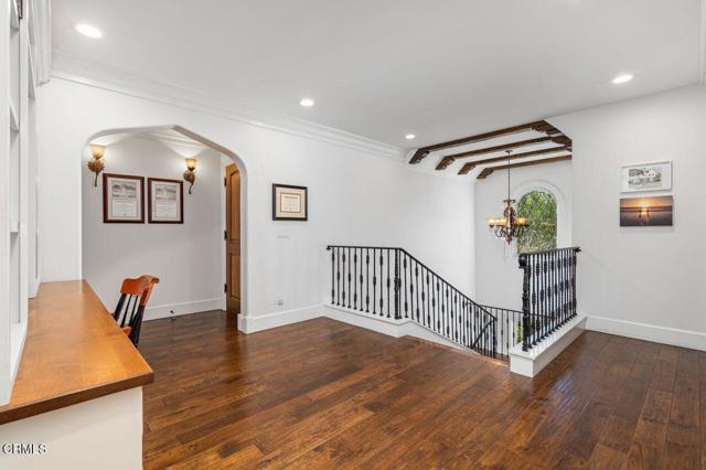 Detail Gallery Image 32 of 52 For 951 Descanso Dr, La Canada Flintridge,  CA 91011 - 5 Beds | 4/1 Baths