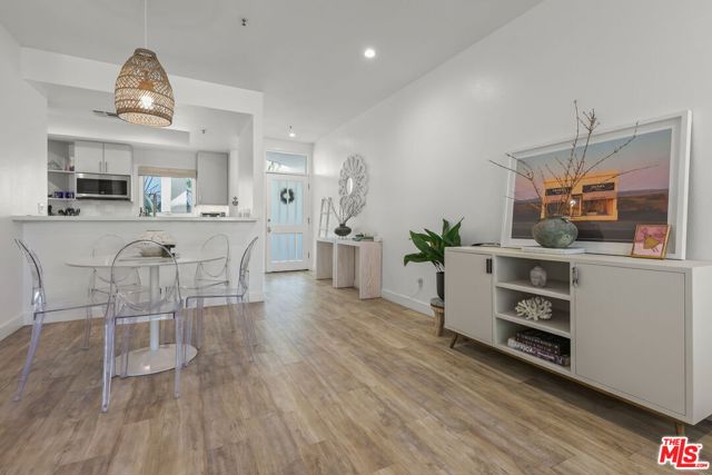 2 Bed Home for Sale in Santa Monica, California