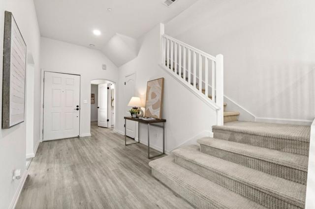 5666 Belleza Drive, Pleasanton CA: https://media.crmls.org/mediaz/bbb4d3bb-3140-46e6-86fc-1357d8071606.jpg