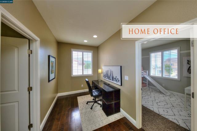 2927 Carlingford Ln, Vallejo CA: https://media.crmls.org/mediaz/bbb5566c-495d-4803-854a-3d7bb0050fa5.jpg