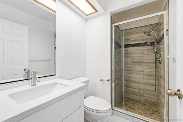 15905 Avenida Villaha, San Diego CA: https://media.crmls.org/mediaz/bbb569c8-b649-42f7-8ed3-33236159b6cb.jpg