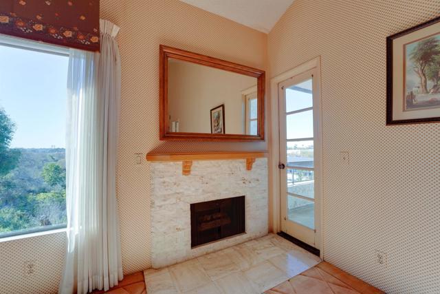 Detail Gallery Image 3 of 43 For 5665 Friars Rd #254 & 256,  San Diego,  CA 92110 - 2 Beds | 2/1 Baths
