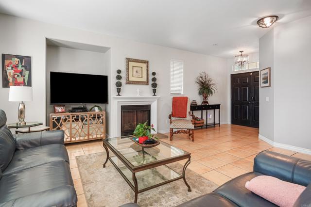 8749 Fairoaks Court, Rancho Cucamonga CA: https://media.crmls.org/mediaz/bbb62450-eb1e-476e-8313-bbeb5dc2d641.jpg