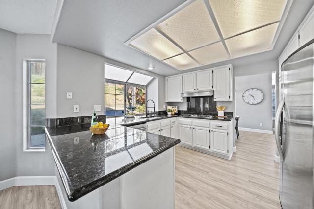 Detail Gallery Image 20 of 47 For 1131 Foxboro Ave, Chula Vista,  CA 91911 - 4 Beds | 2/1 Baths