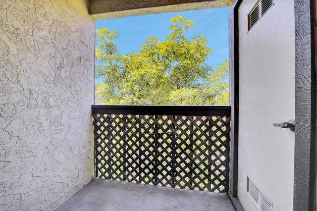 1120 Brewster Avenue, Redwood City CA: https://media.crmls.org/mediaz/bbb63ff3-609b-4957-b112-d952aa1eb715.jpg