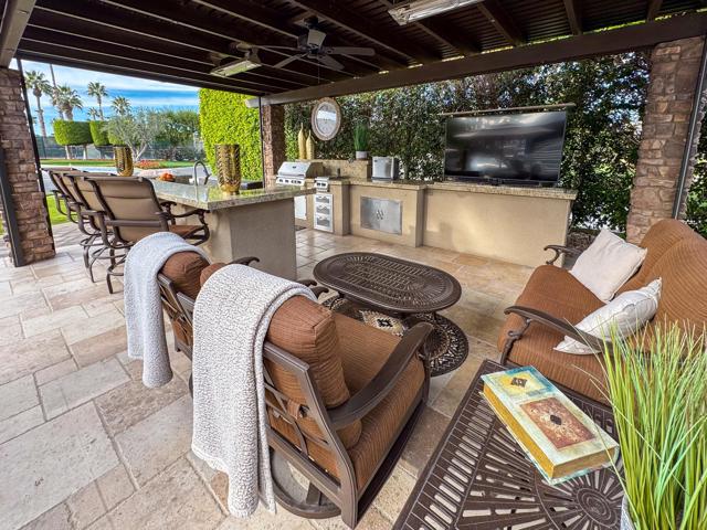 80394 Avenue 48, Indio CA: https://media.crmls.org/mediaz/bbb6aab7-426a-4a19-9dc8-8957439c8926.jpg