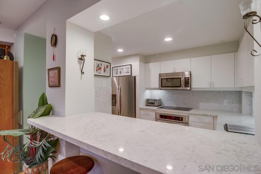 100 Harbor Drive - photo 8