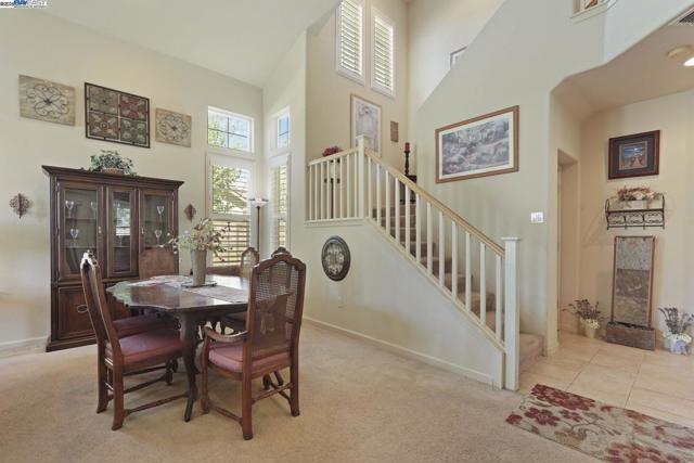 Image 5 of 53 For 5854 Riverbank Cir