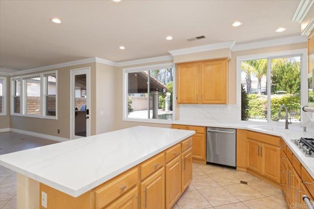 Detail Gallery Image 13 of 44 For 23450 Bristol Way, Murrieta,  CA 92562 - 4 Beds | 2/1 Baths