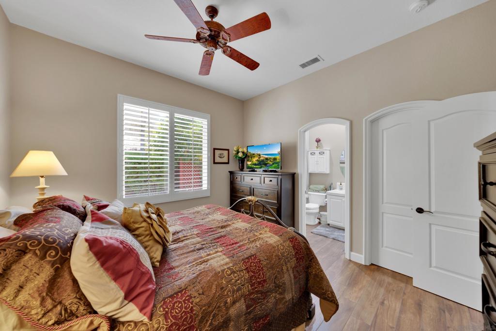 MLS #250027889SD image #44