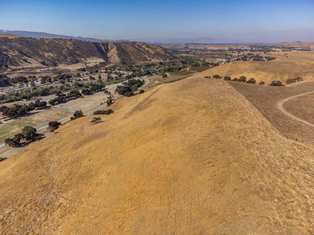 0 Airline Highway, Tres Pinos CA: https://media.crmls.org/mediaz/bbb8cea8-c5a7-4835-8cfb-1e9fd5983c09.jpg